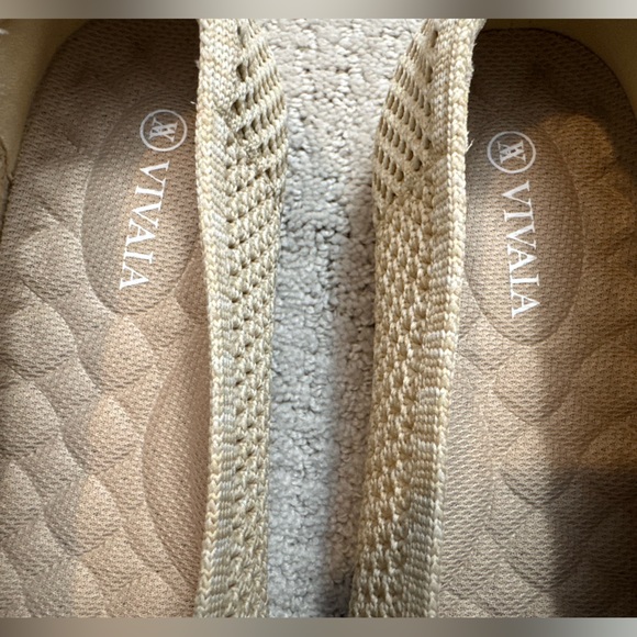Vivaia Margot Walker Mesh Ballet Square Toe Flats V-Cut Almond Weave Size 37.5 - Picture 12 of 15